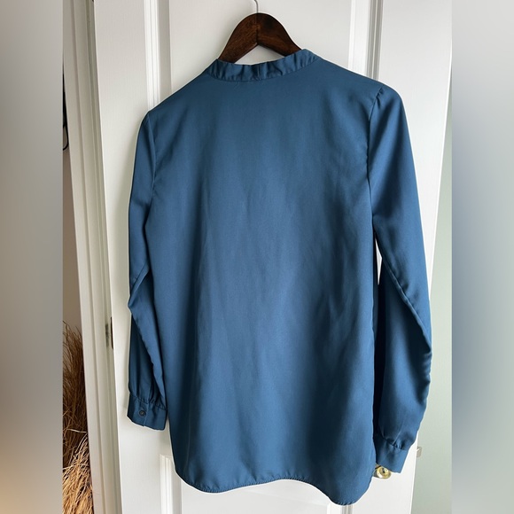 Banana Republic Deep Teal Blue V-Neck Blouse - Picture 2 of 8